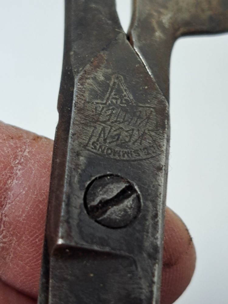 Vintage E.C. SIMMONS KEEN KUTTER SCISSORS 6.5"