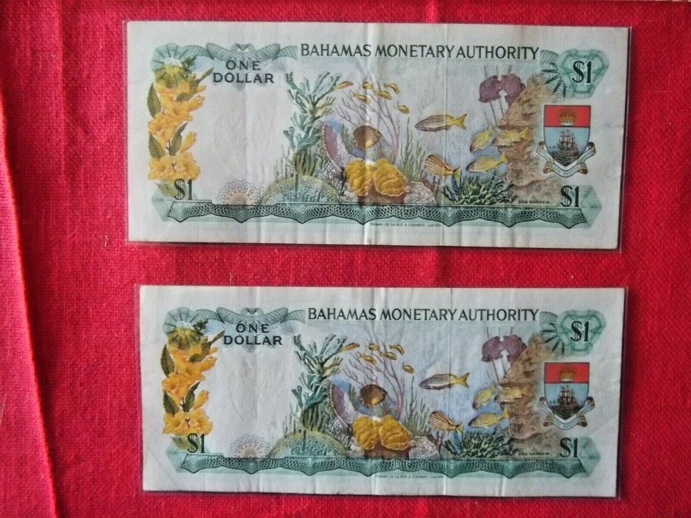 Bahamas $1 Dollar 1968 PMG 45 + another 2 same BONUS note bill