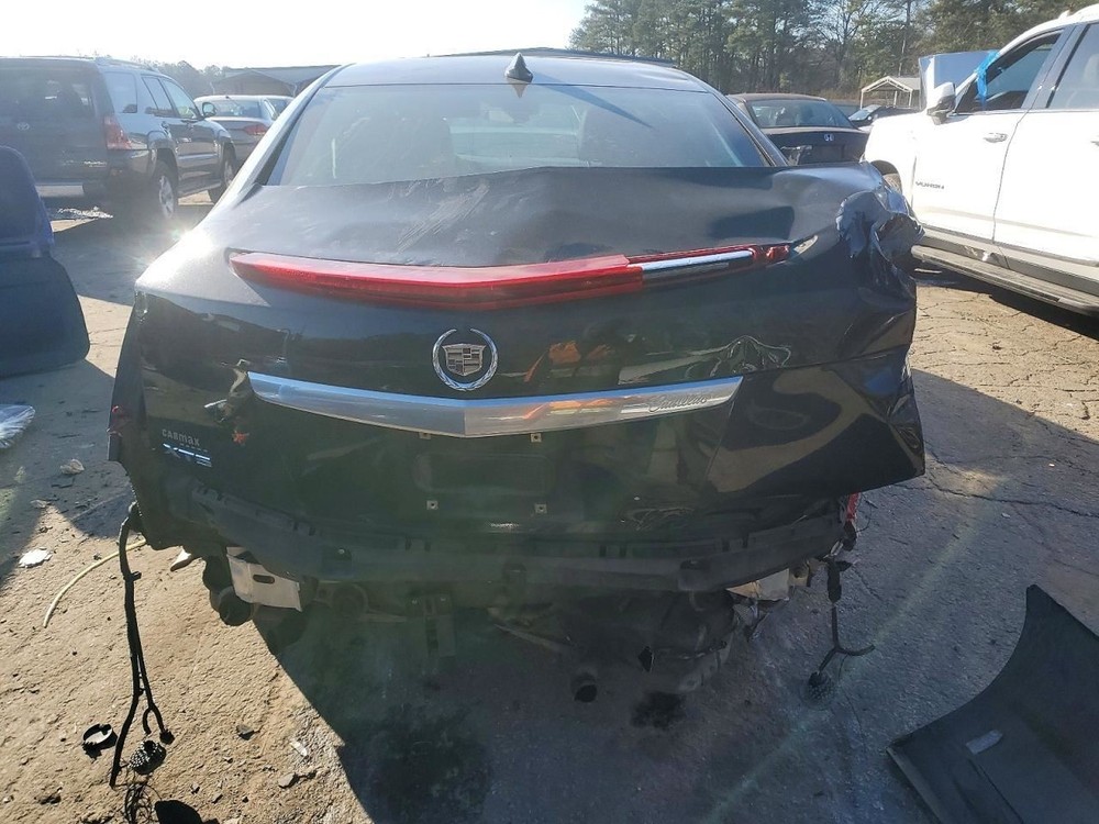 XTS 2015 Glove Box 5001732