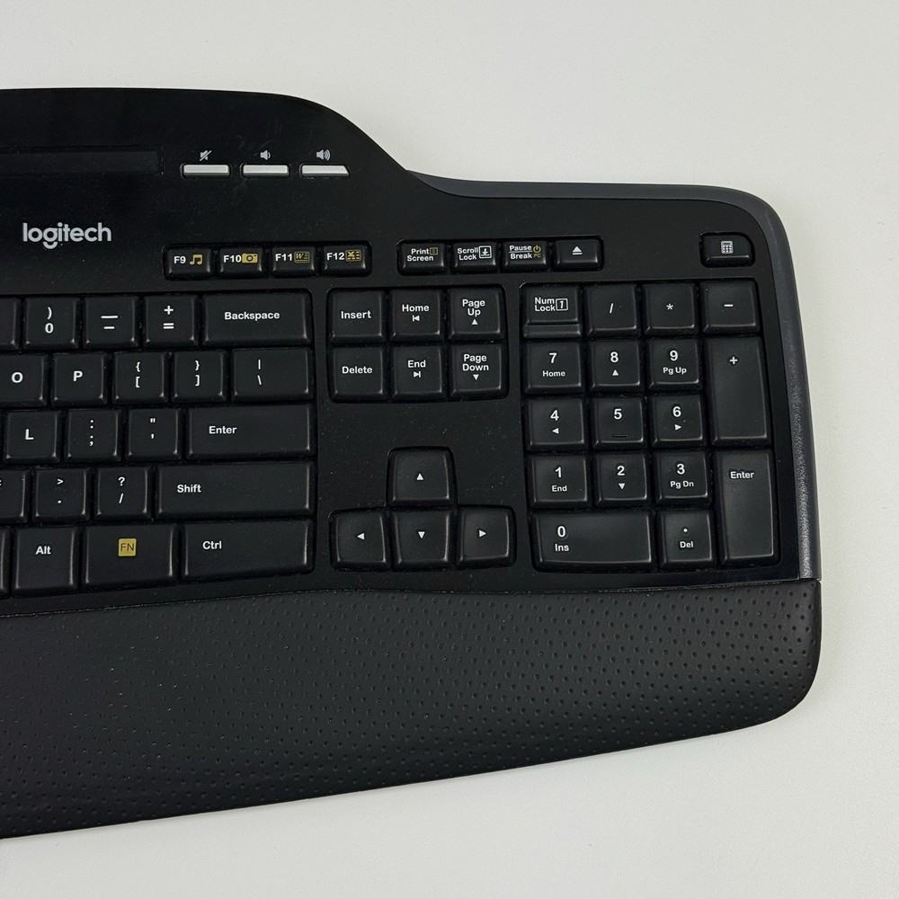 Logitech MK710 Wireless Keyboard Bundle With T620 Mouse & Unifying Receiver