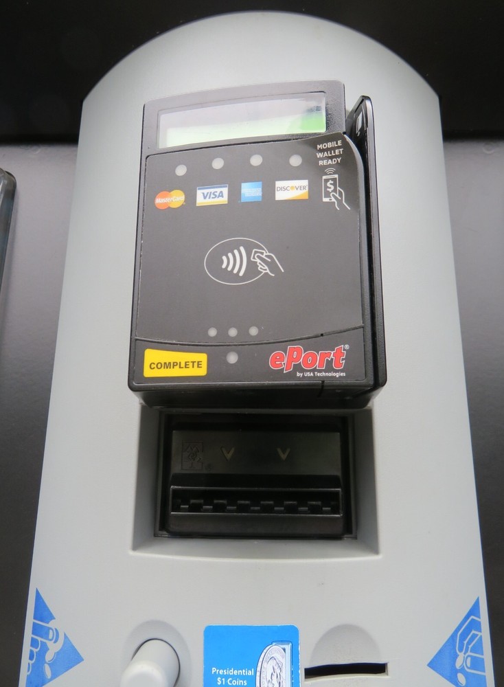 Card Reader Mask Mounting Kit for an Existing Validator – Curved Surface