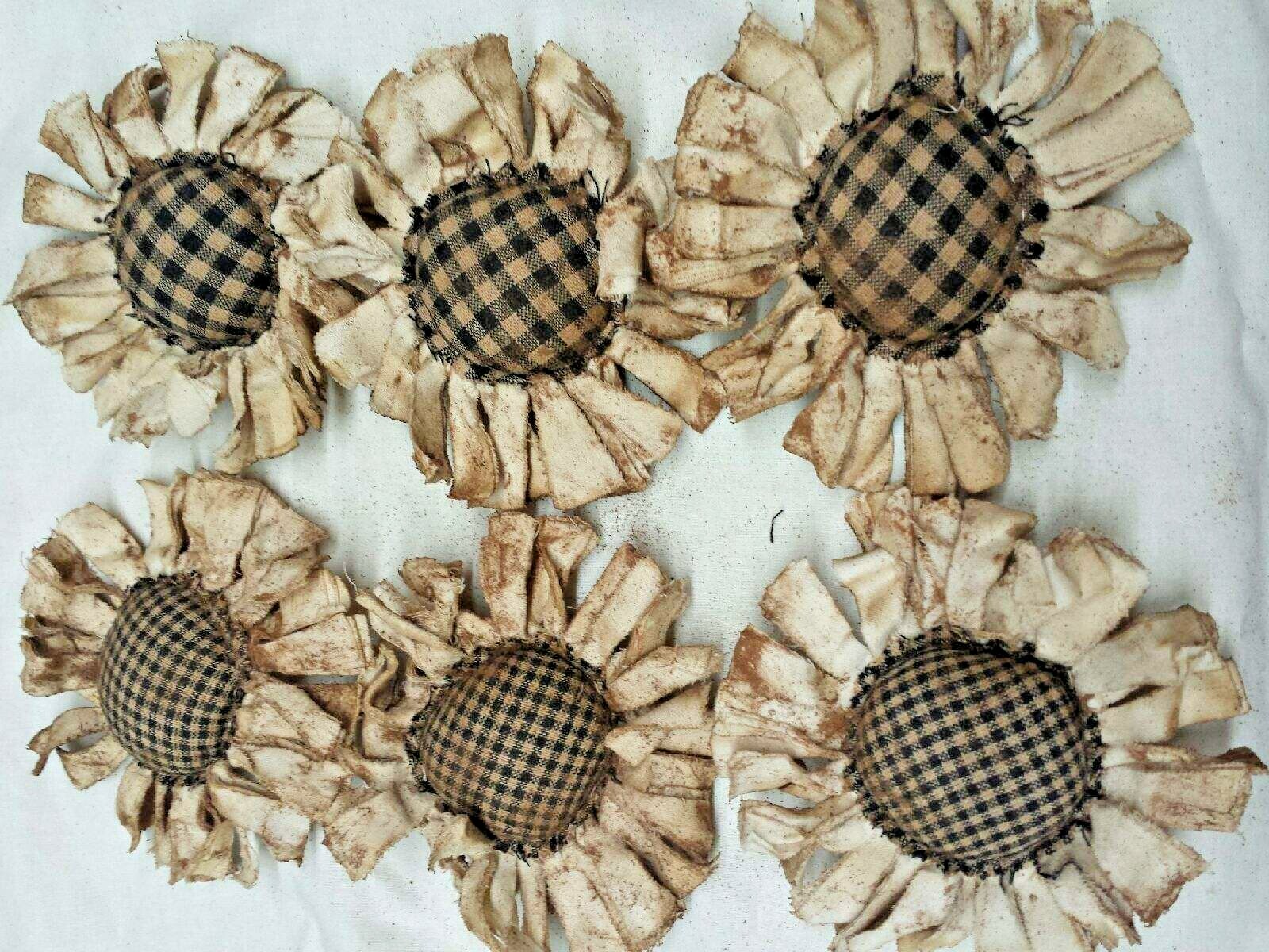 Primitive  Bowl Fillers/Flowers/Black Plaid Center/Grunged