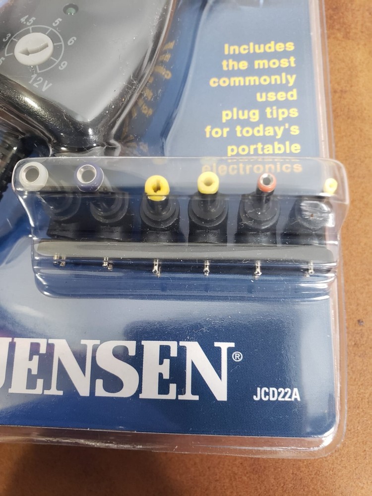 NEW 12V DC 1000mA Car Power Adapter Cigarette Lighter Socket Plug