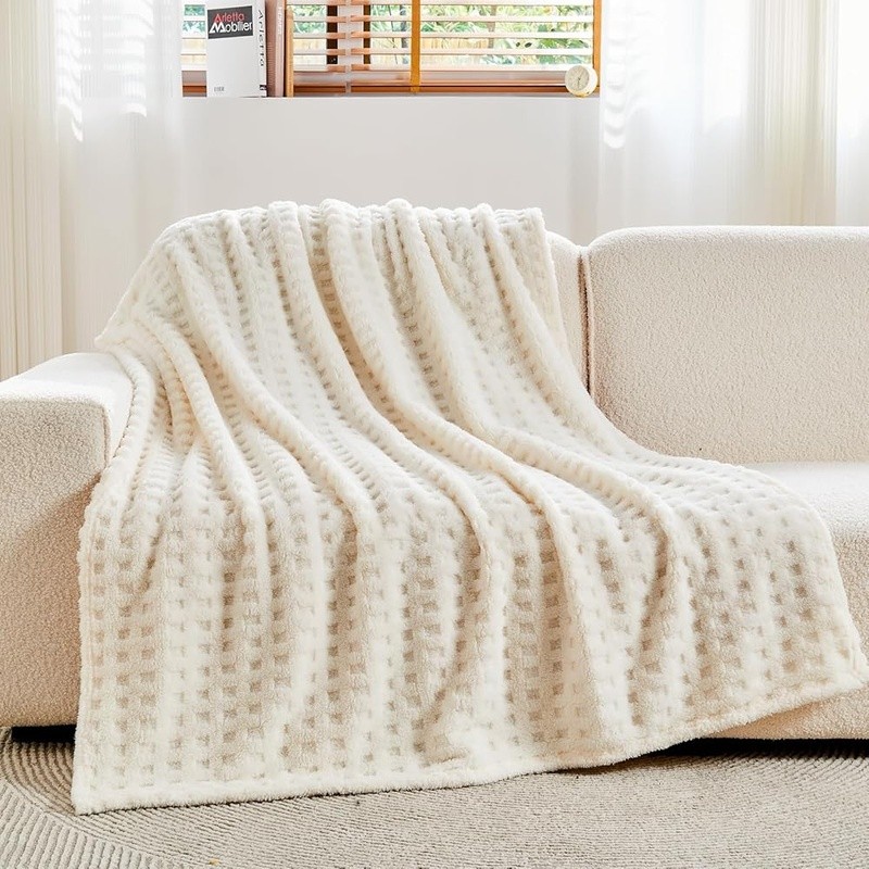 Soft Reversible Flannel Fleece Throw Blanket Lightweight Durable Warm Microfiber