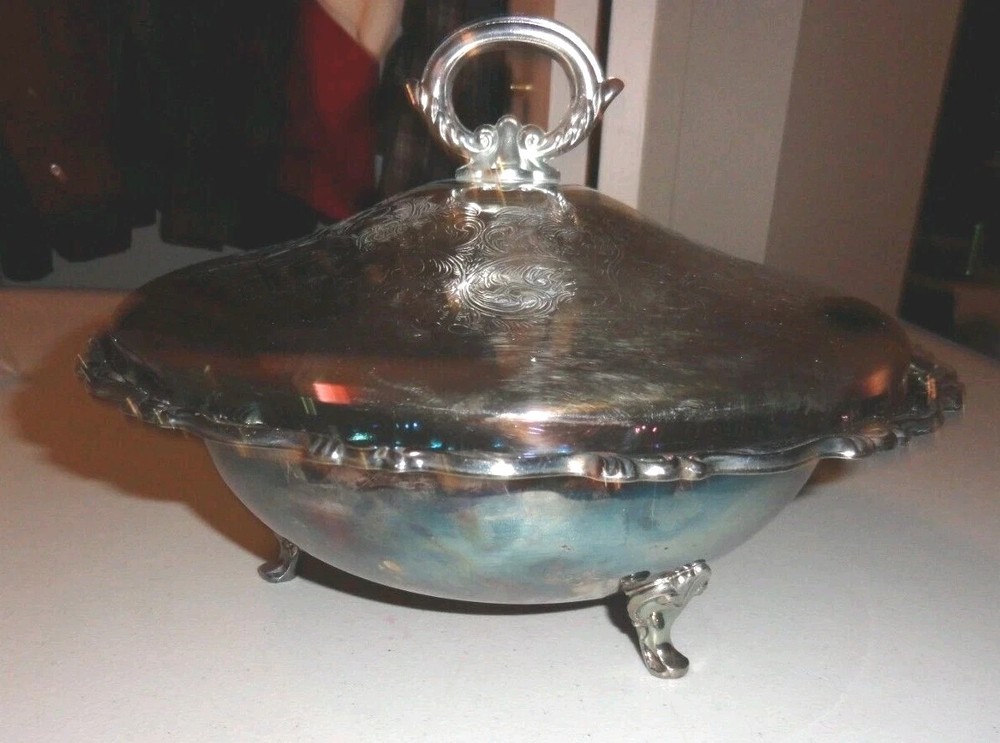 Vintage Serving Dish 10 1/2" Oneida Silverplate Covered 3 Leg
