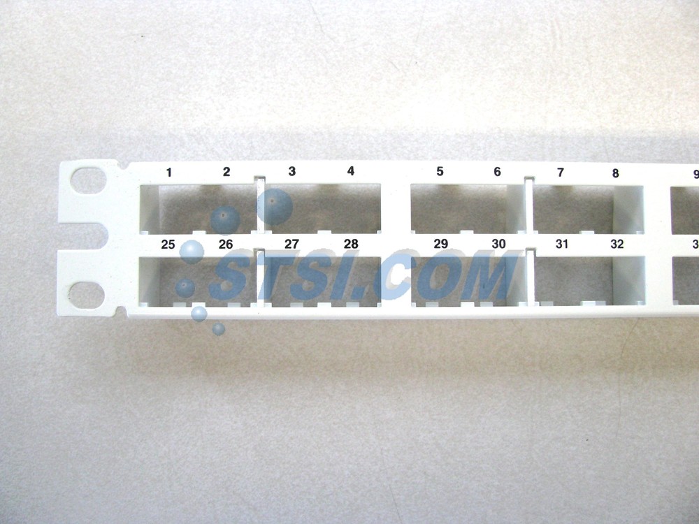 Panduit CPP48HDEWWH 48-Port Mini-Com High Density Patch Panel, White ~STSI