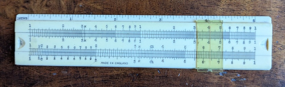 Vintage Plastic Technical /Engineering 13cm Slide Rule with Case Made in England