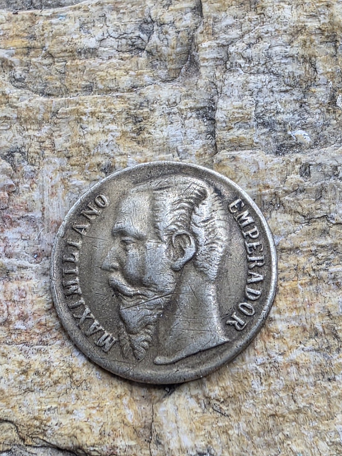 Dug In Mexico Military Button Maximiliano Emperador 17.53mm Maximilian