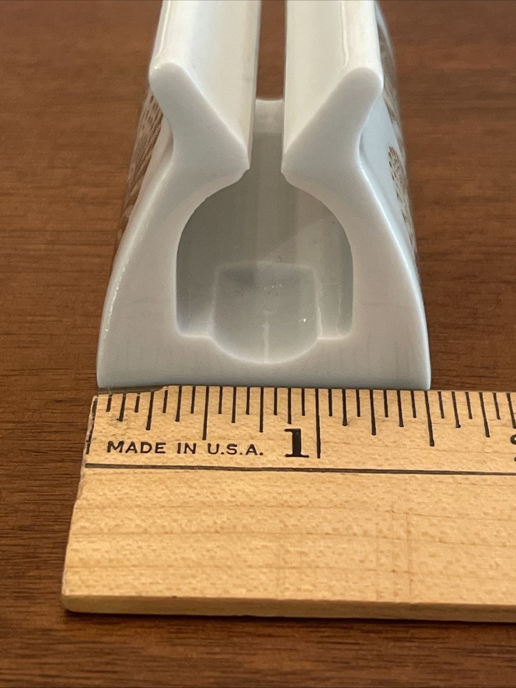 The Indispensable Dispenser Toothpaste Squeezer Germany with Shell Design Beach