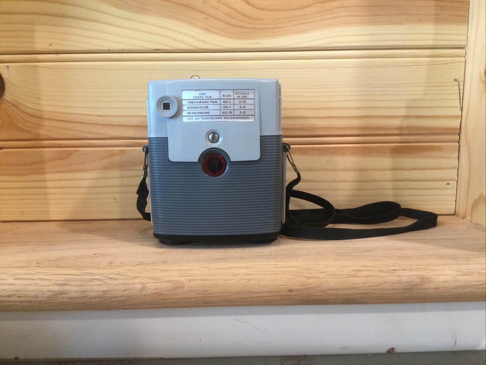 Kodak Brownie Starmite II Vintage Film Camera Outfit with Flash Bulbs