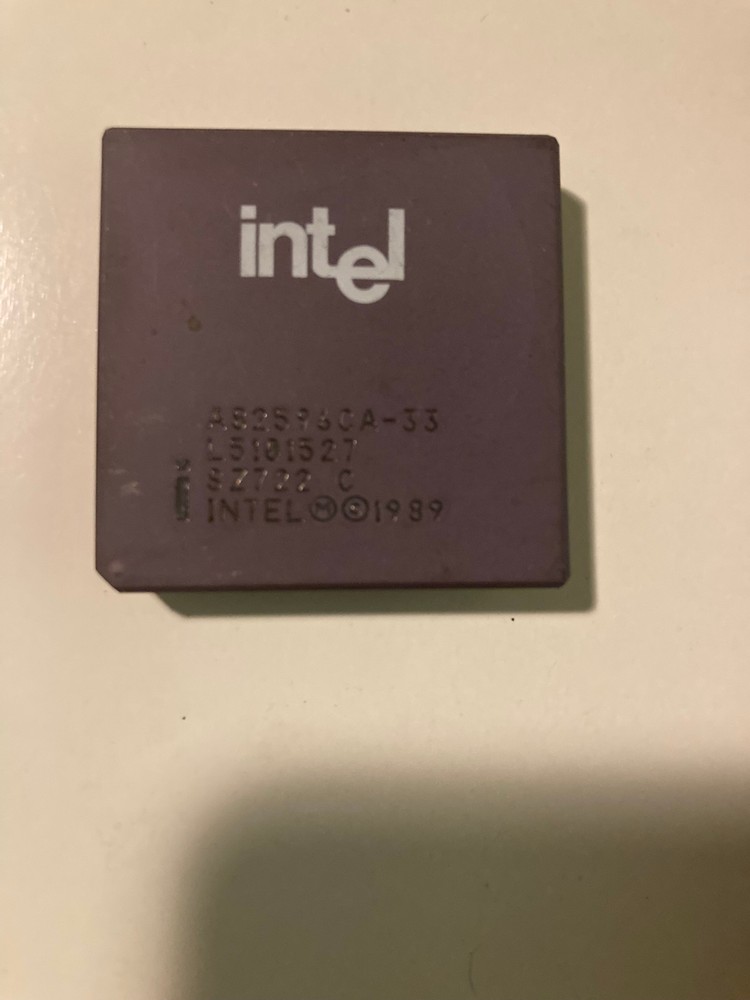 Intel A82596CA-33  CMOS LAN controller Ceramic Case