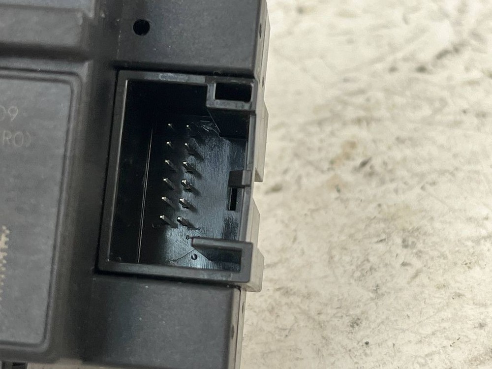 Audi A4 S4 8K B8 Engine Starter Control Switch Reader 8K0909131D
