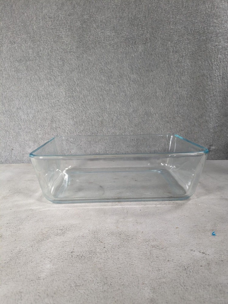 Pyrex Rectangular Food Storage Container Clear Glass 2.75Qt - No Lid