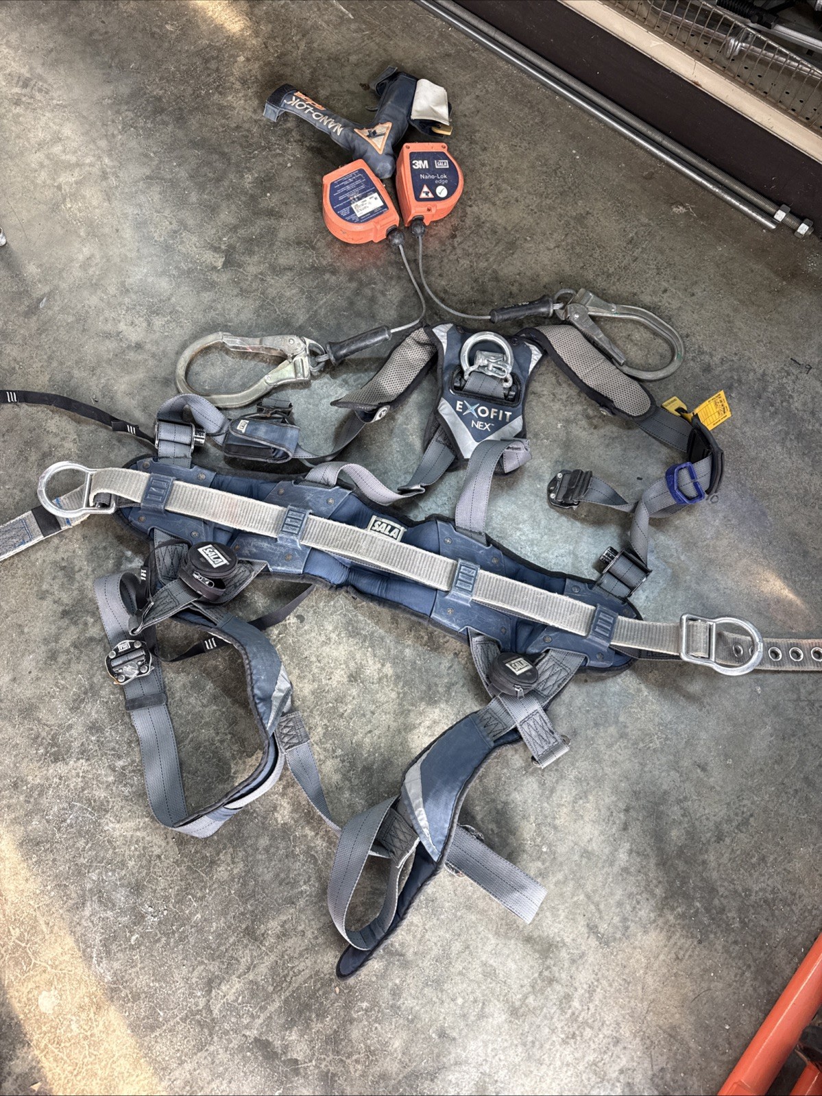 3M DBI-SALA ExoFit NEX Safety Harness With Dual Self-Retracting Lifeline Size XL