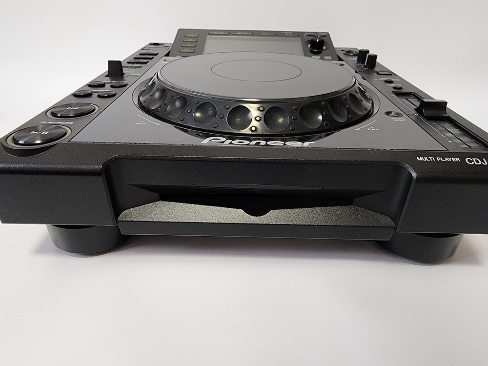 Pioneer CDJ-2000 Professional Multi Player DJ Turntable Digital Audio