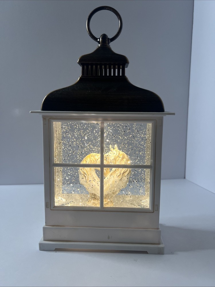 Heart Bust Glitter Globe