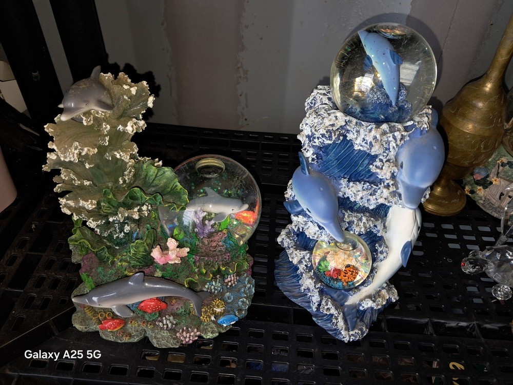 2 Dolphin Snow Globes