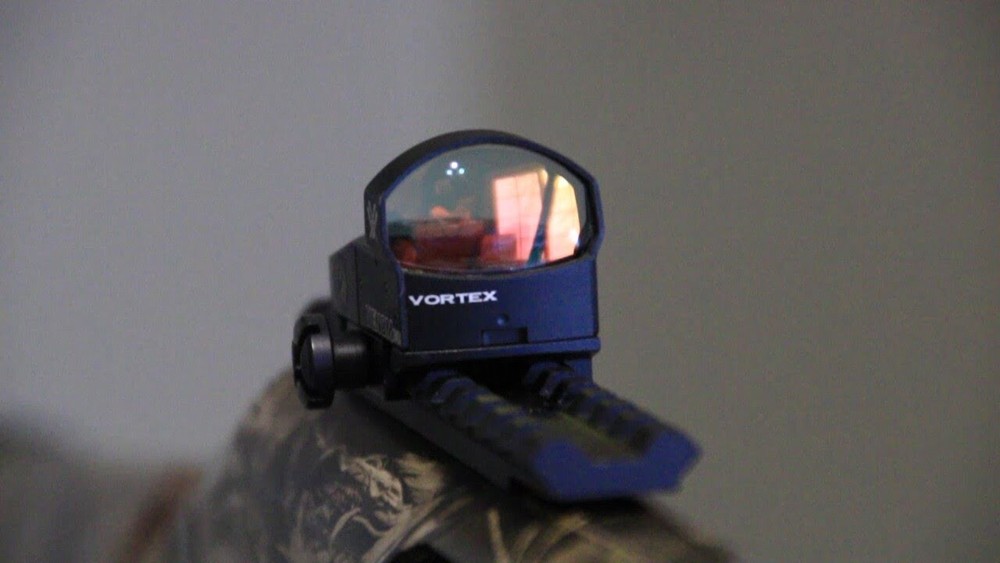Original Vortex Venom Red Dot Sight 3 MOA - Black (VMD-3103)