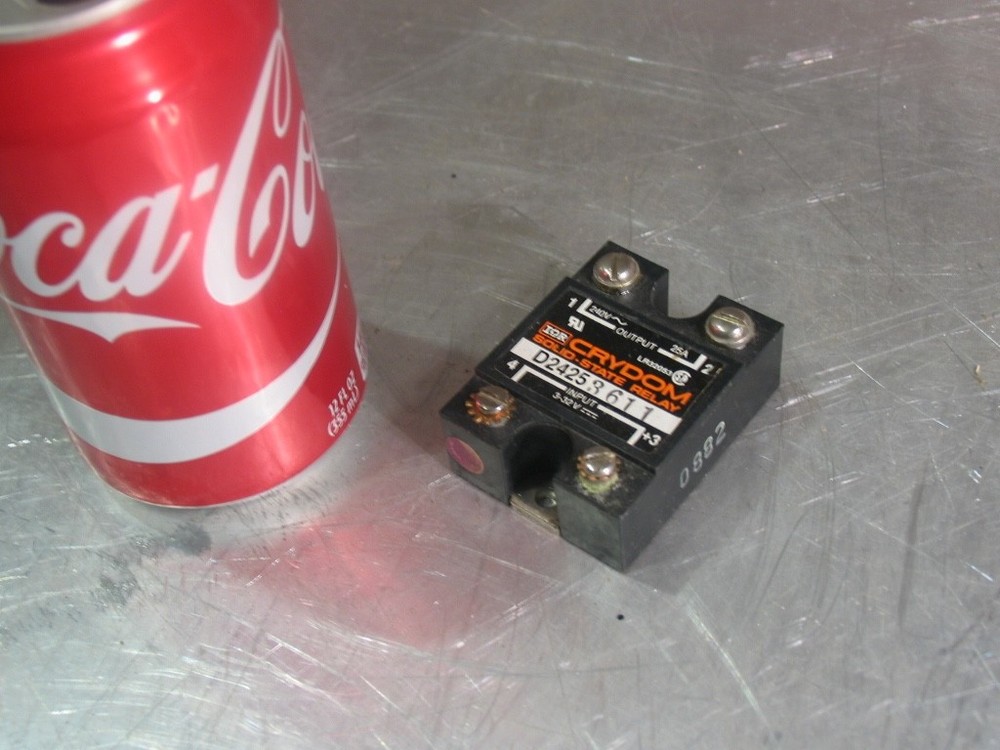 One New Solid State Relay CRYDOM D24253611