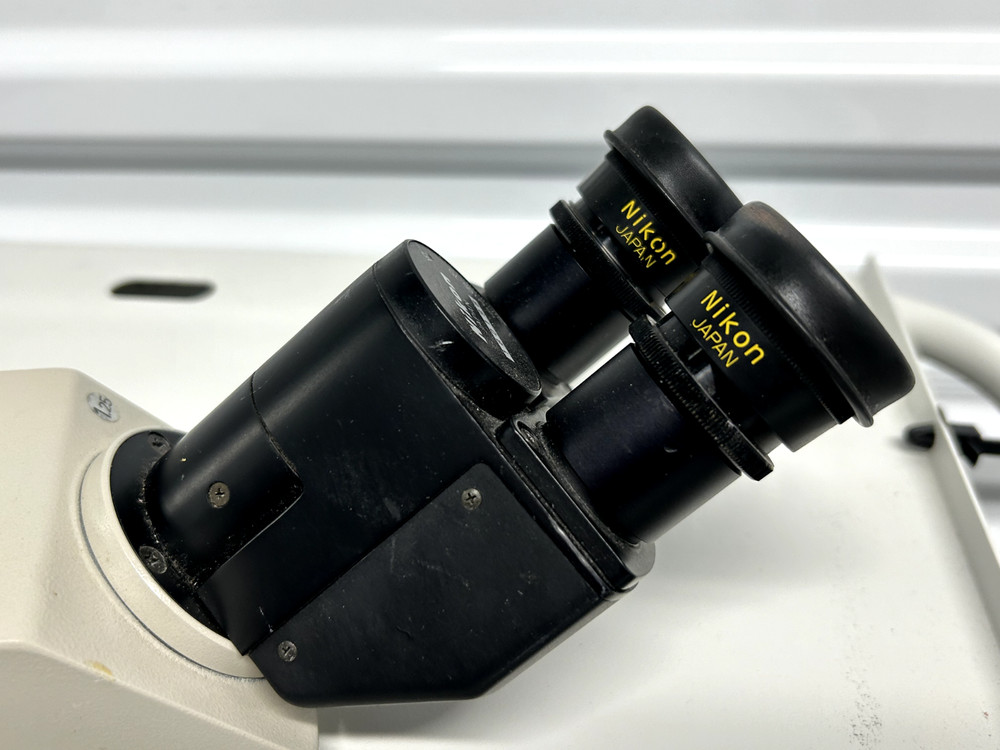 Nikon Microscope Binocular Head with Trinocular Port, Binos - Broken