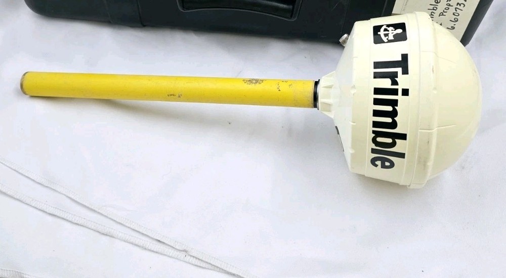 Trimble 33580-50 GPS/Beacon Antenna Receiver