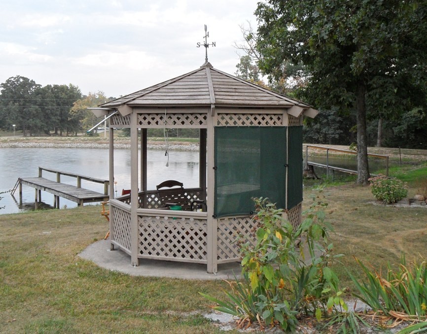 Shade Cloth Privacy Screen 44in x 25ft 90% Outdoor Knitted Sun Wind Block Fabric