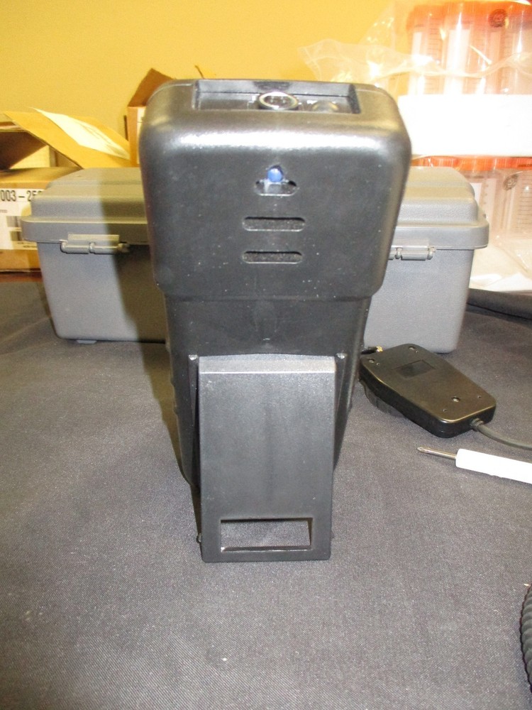 EXTECH Heavy Duty Light Meter Model 407026