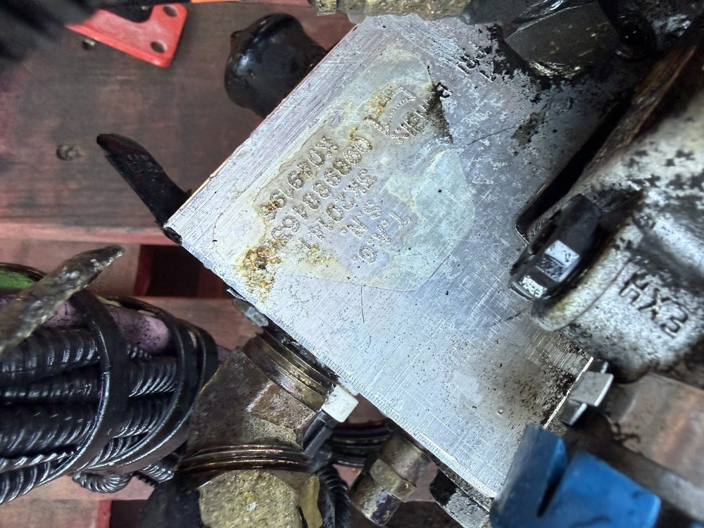 BENDIX AD IS AIR DRYER K049196
