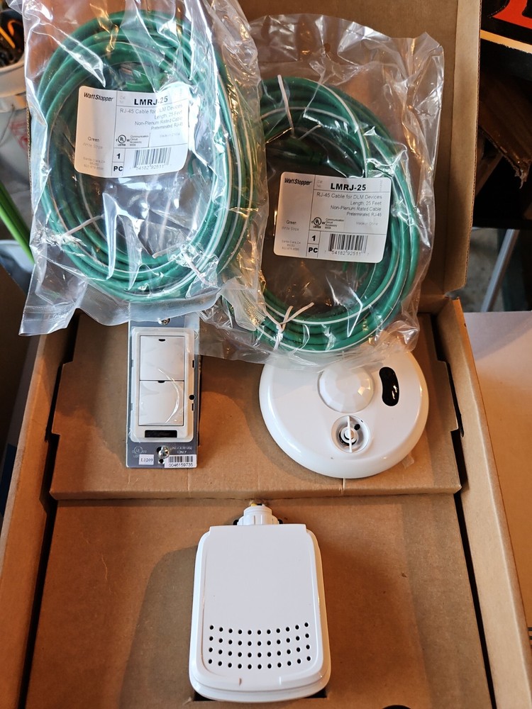 Wattstopper LMKT-102-W White 2-Relay Controller Digital Room Control Bundle