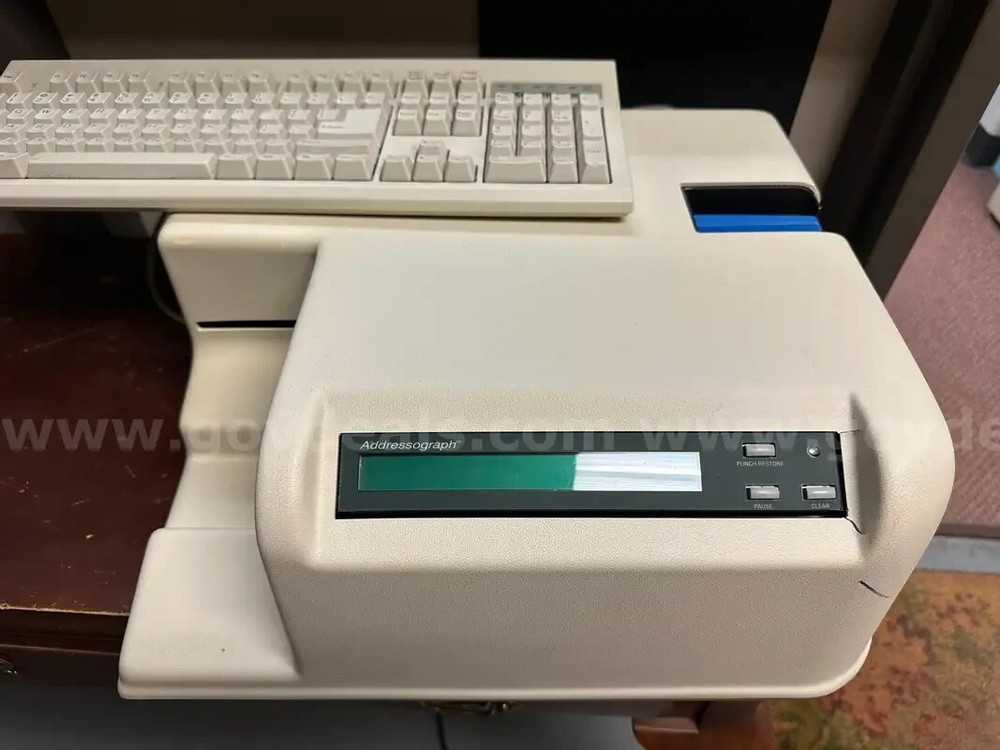 Addressograph Printing Machine W/Keyboard Matica System Model 610