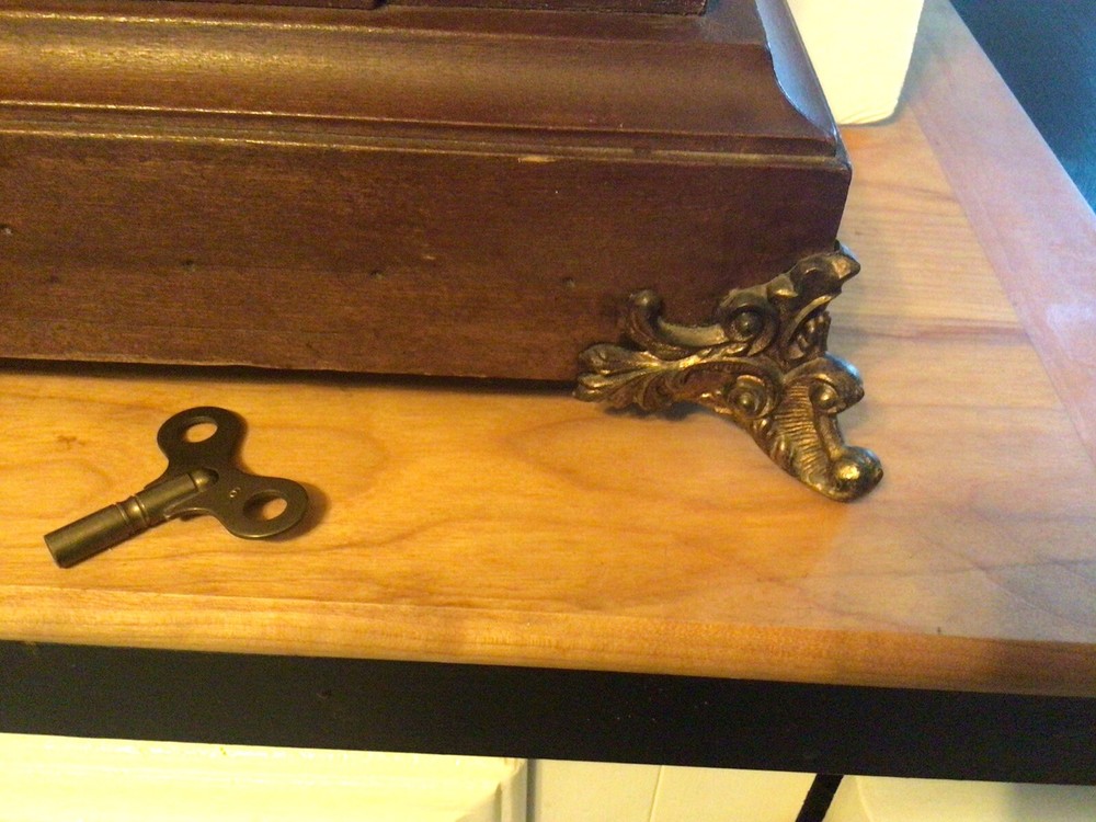 Antique E. Ingraham Co. Bristol, Conn. Column Mantel / Shelf Clock