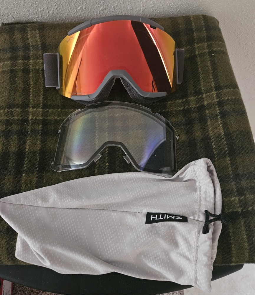 Smith Squad Ski Goggles Gray Frame Red Mirrored Interchangeable Lens