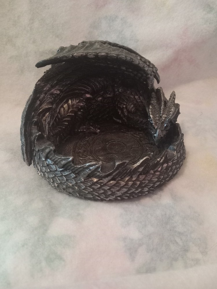 Ceramic Sleeping Dragon Statue Tray DWK 2015