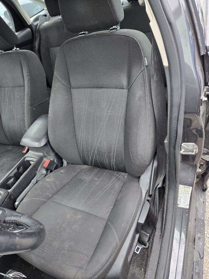 2015-2018 Ford Focus Front 4.2" Display Screen