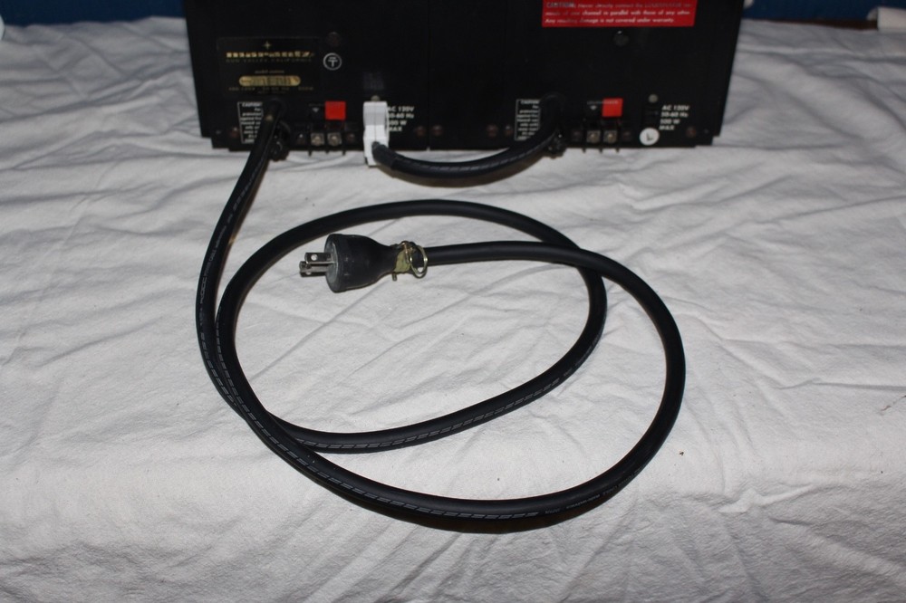 Marantz Power Stereo Amplifier Model 16 - Serviced