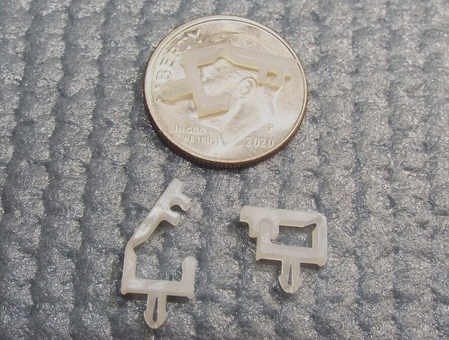 x100 MICRO LOCKING WIRE SADDLE ARROW MOUNTING CABLE HOLDER Essentra MWSLT-1-O1