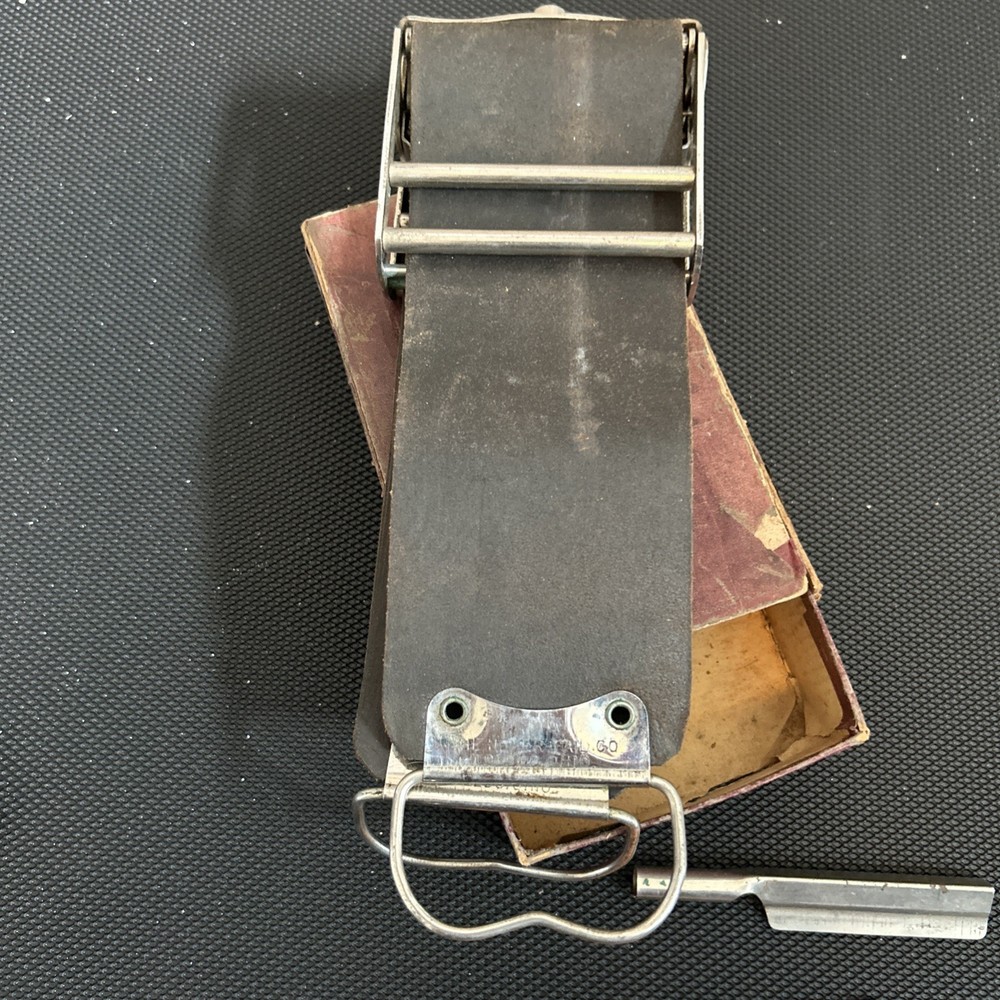 Never-Fail Company Razor Strop