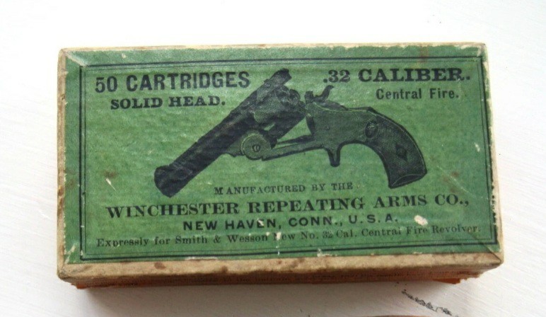 1898-1899 WINCHESTER .32 SMITH & WESSON SOLID HEAD CENTRAL FIRE AMMO BOX ANTIQUE