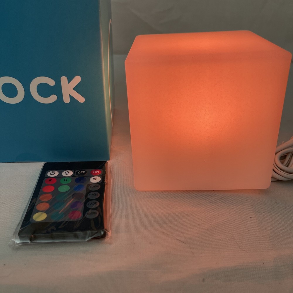 4X4 LED Color-Changing Light Up Cube Decoration with remote