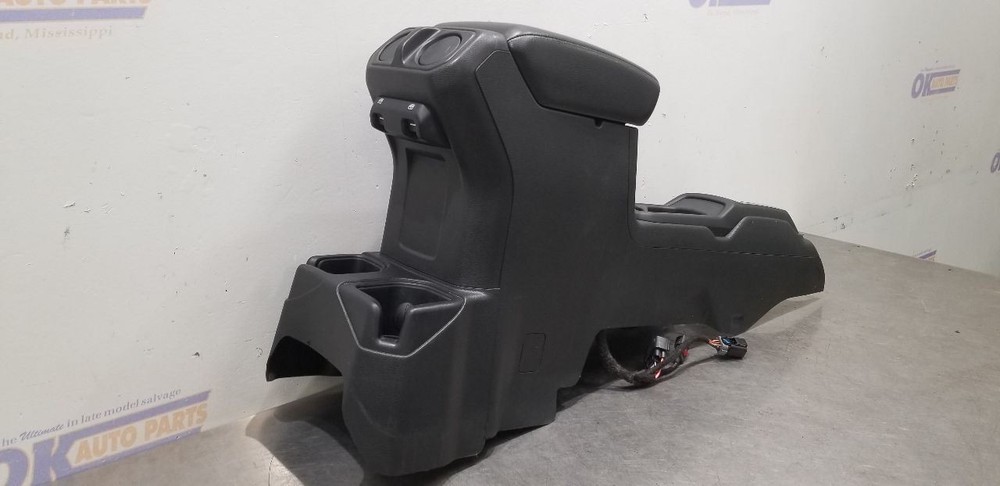 21 JEEP GLADIATOR JT WILLYS CENTER FLOOR CONSOLE ASSEMBLY BLACK MANUAL SHIFT