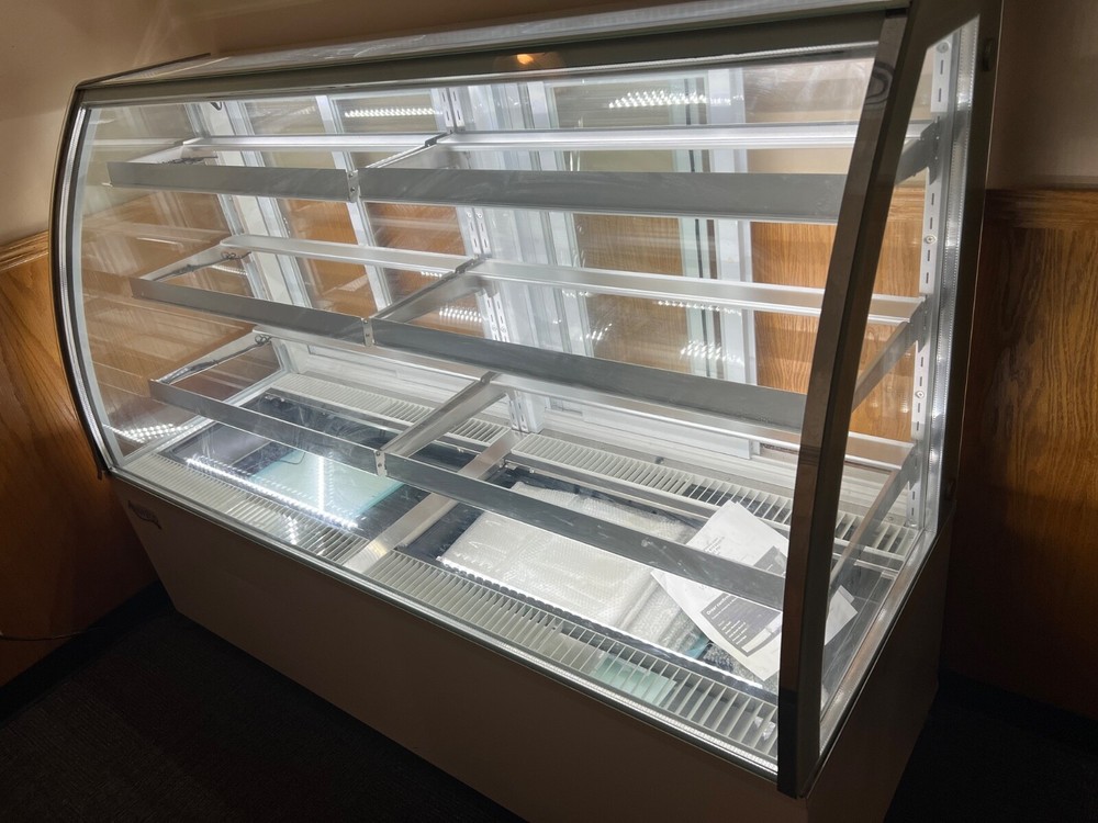 new commercial bakery display case not refridgerated