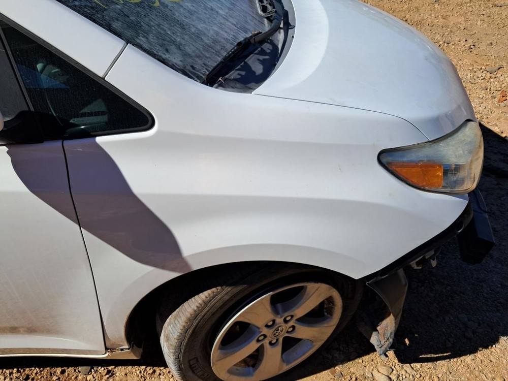 Fuse Box Engine Fits 17-20 SIENNA 4827625