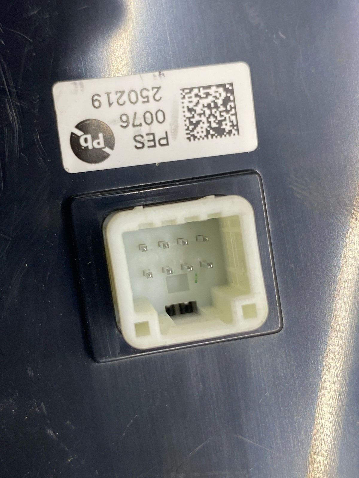 2025 HYUNDAI PALISADE OEM REAR 2ND & 3RD ROW SEAT POWER FOLD SWITCH