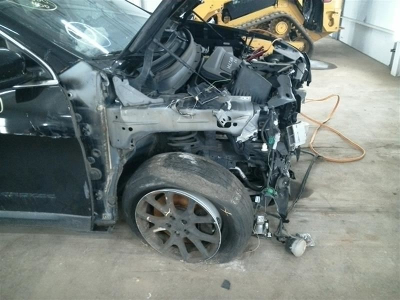 CHEROKEE 2017 Glove Box 104530885