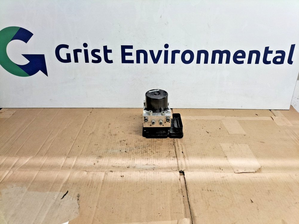 2015 VOLVO V60 ABS PUMP CONTROL MODULE P314233348 (H5)