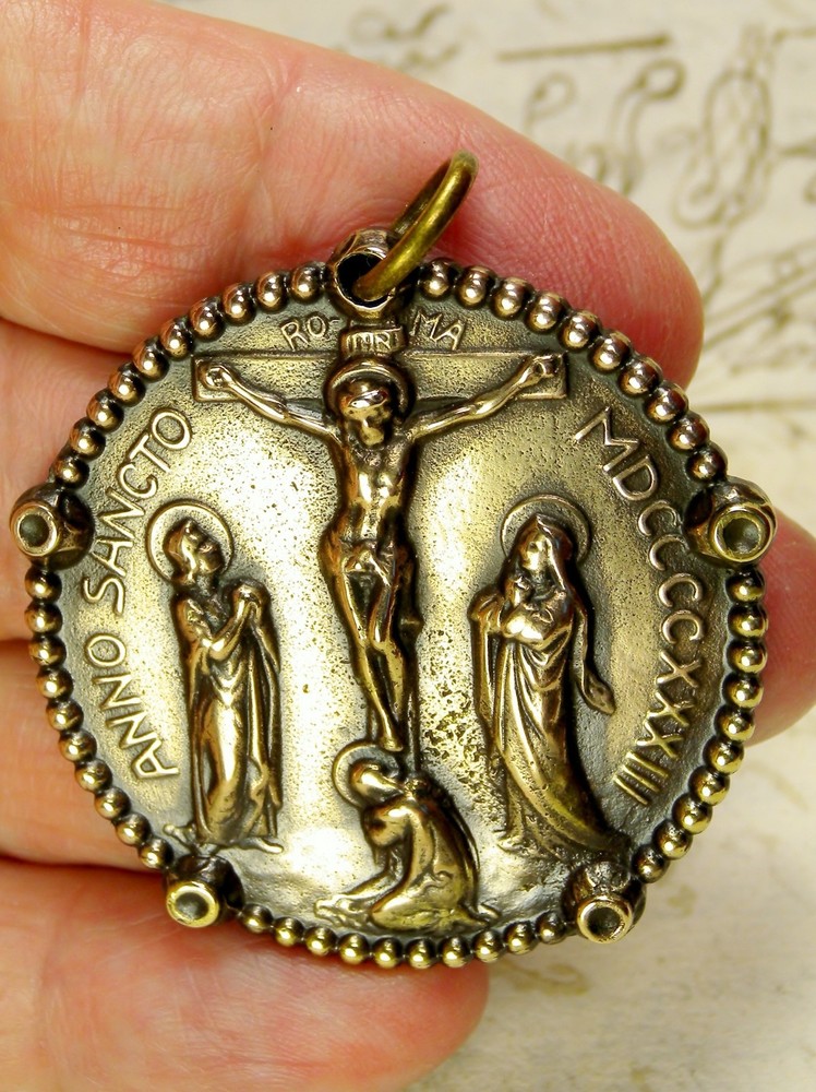 RARE WWII Chaplains Complete Catholic Rosary Fob 1933 Jubilee Year Bronze Medal