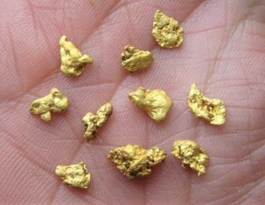 PURE GOLD NUGGET ALASKA YUKON BC NATURAL SMALL ROCK HAND PICKED RAW FINE 22k .4g