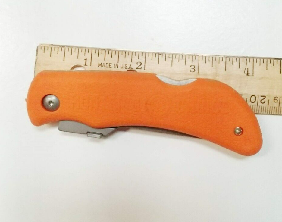 Hunter's Choice Replaceable Blade Folding Knife, w/ 10 Wiebe Wicked Sharp Blades