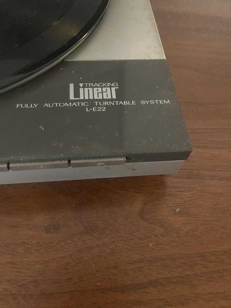 JVC L-E22 Fully Automatic Turntable Linear Tracking Turntable Works