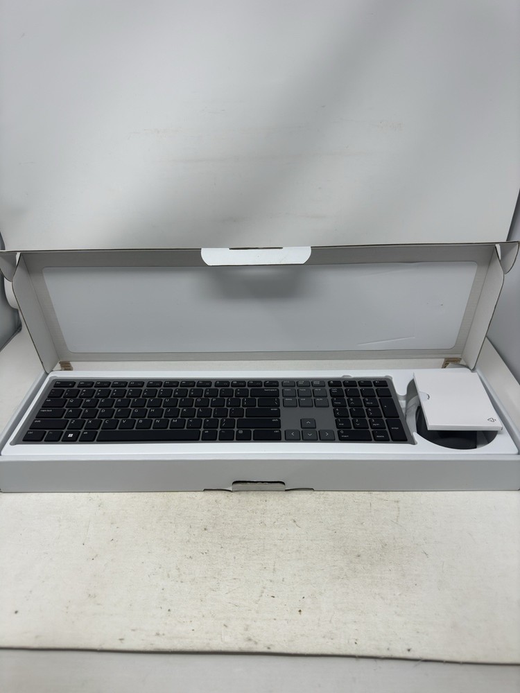 Dell KM7321W Premier Multi-Device Wireless Keyboard and Mouse NEW (Opened Box)